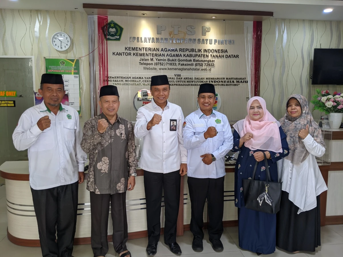 Kemenag dan BKMT Komitmen Perluas Pembinaan Keagamaan di Majelis Taklim