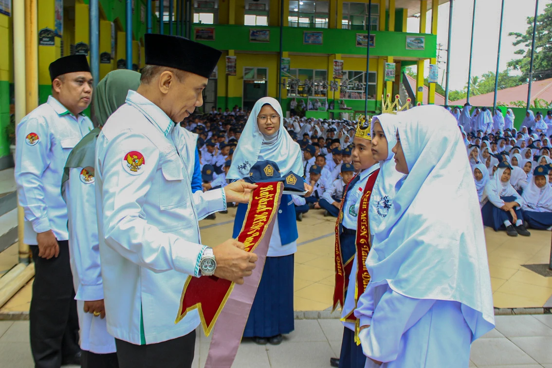 Kemenag Tanah Datar Tutup Rangkaian Masa Ta’aruf Murid Madrasah dengan Semangat Baru