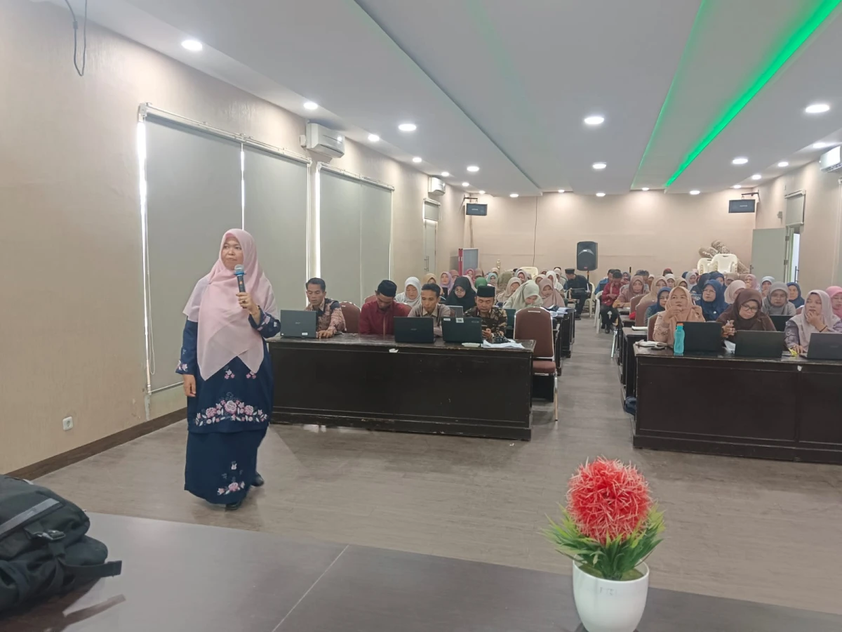 Tingkatkan Kualitas Pembelajaran, Kemenag Tanah Datar Gelar Klinik Kurikulum bagi Wakakur