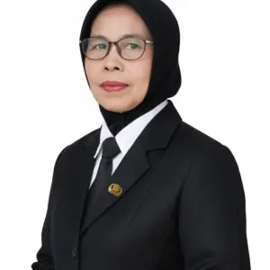 Dra. NURHAYATI