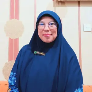 RITA EMELIA S.Pd.Ing