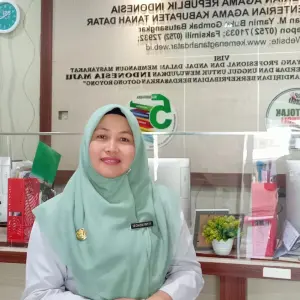 FITRI NENGSI