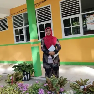 EVITA NOVA YANTI S.Pd