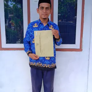 AKIS SUGIANTO