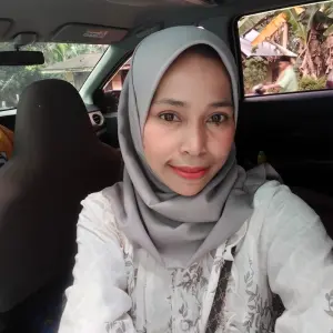LASTRI YANI